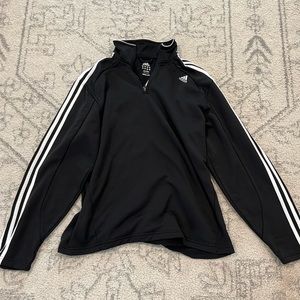 Men’s black pullover